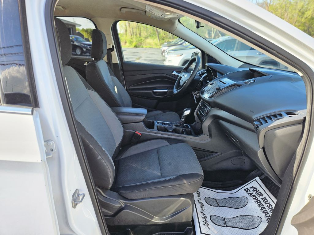 2018 Ford Escape Image 38