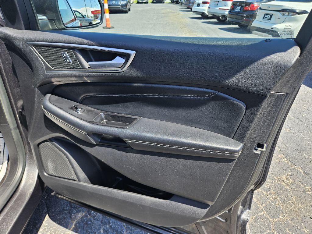 2015 Ford Edge Image 48