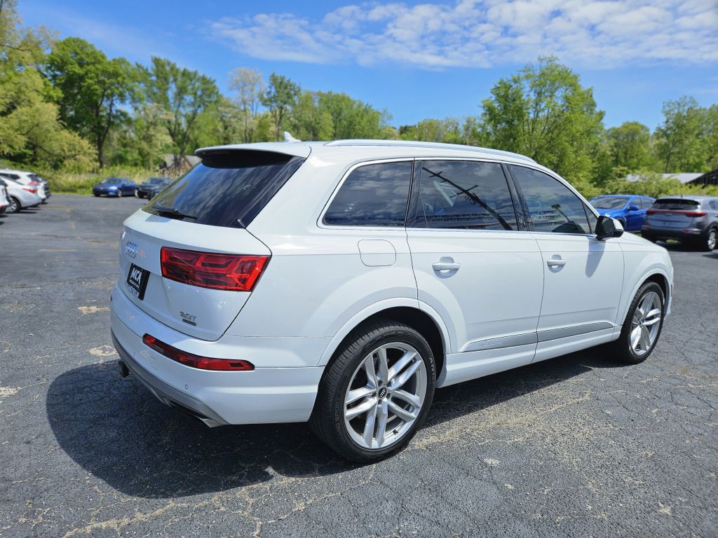 2018 Audi Q7 Image 6