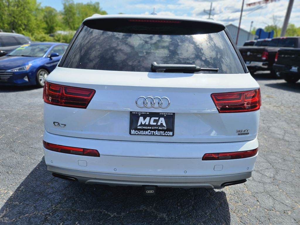 2018 Audi Q7 Image 8