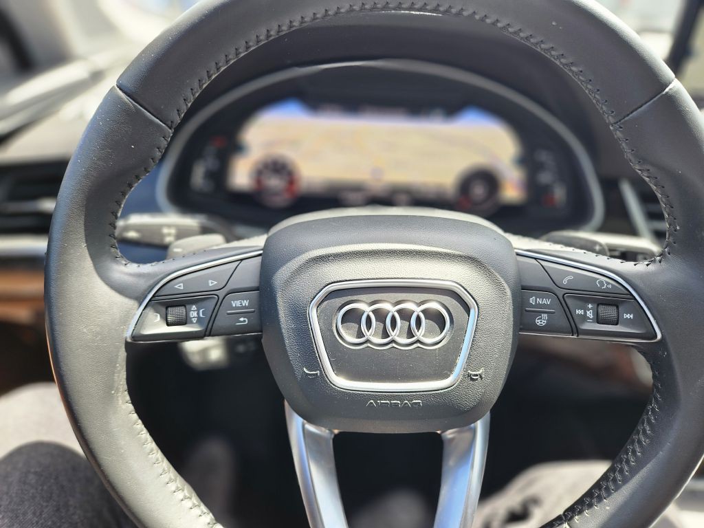 2018 Audi Q7 Image 12