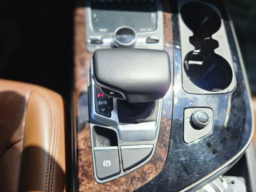 2018 Audi Q7 Image 19