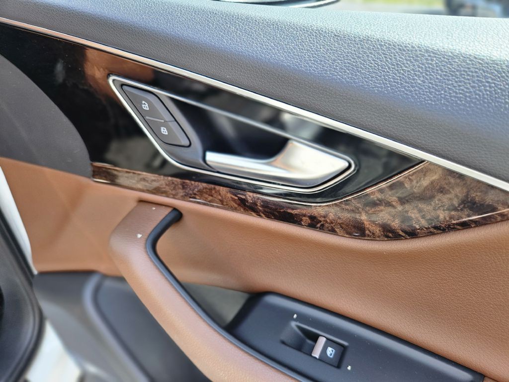 2018 Audi Q7 Image 40