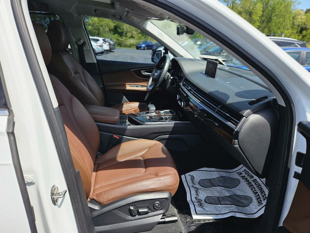 2018 Audi Q7 Image 42
