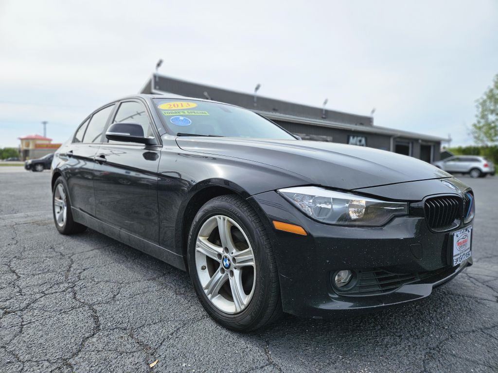 2013 BMW 3 Series Image 1