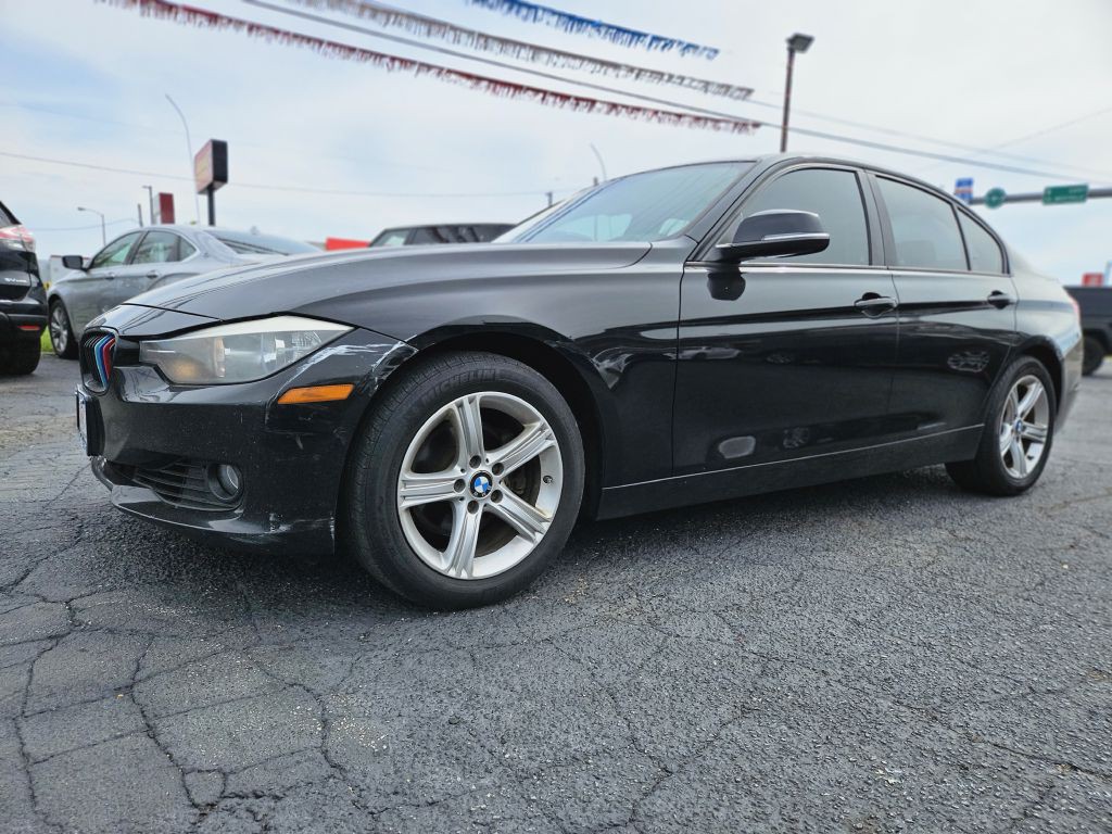 2013 BMW 3 Series Image 14