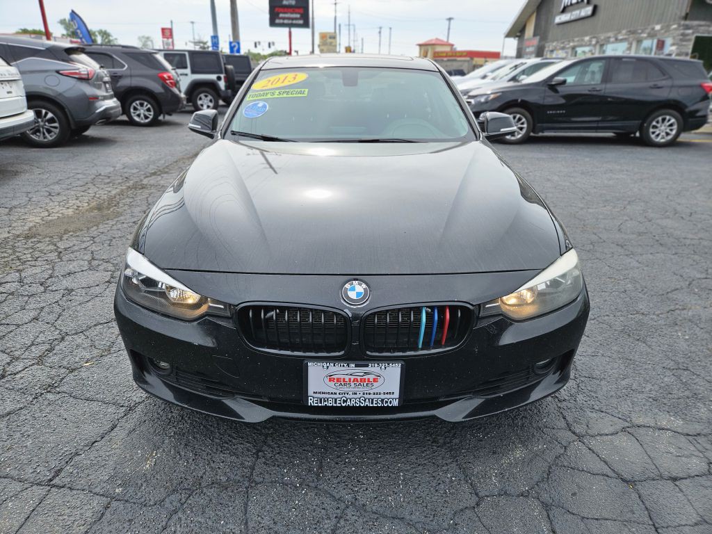 2013 BMW 3 Series Image 17