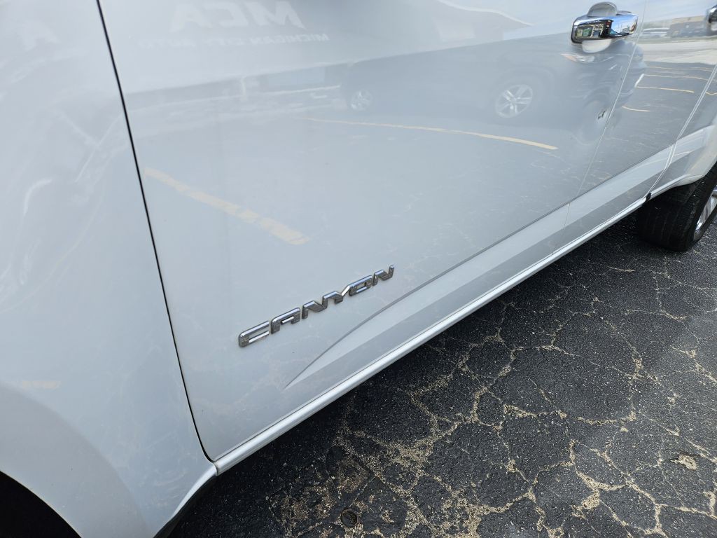 2015 GMC Canyon Image 19
