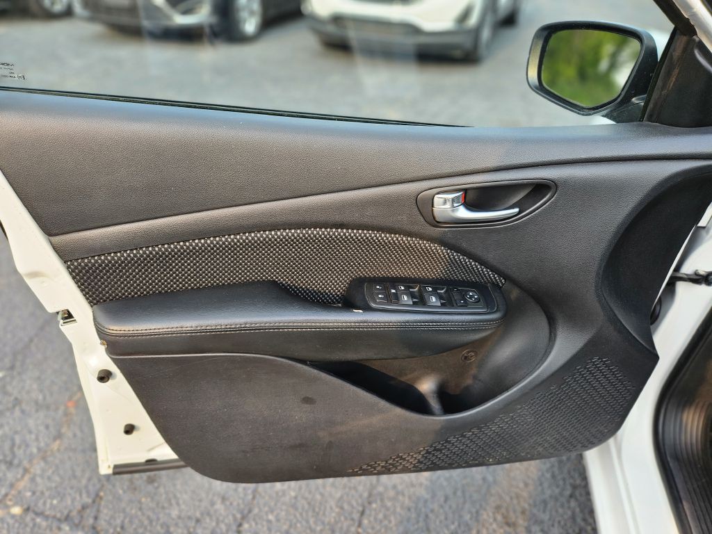 2015 Dodge Dart Image 20
