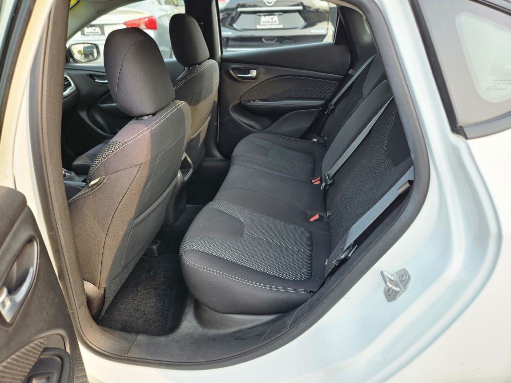2015 Dodge Dart Image 35