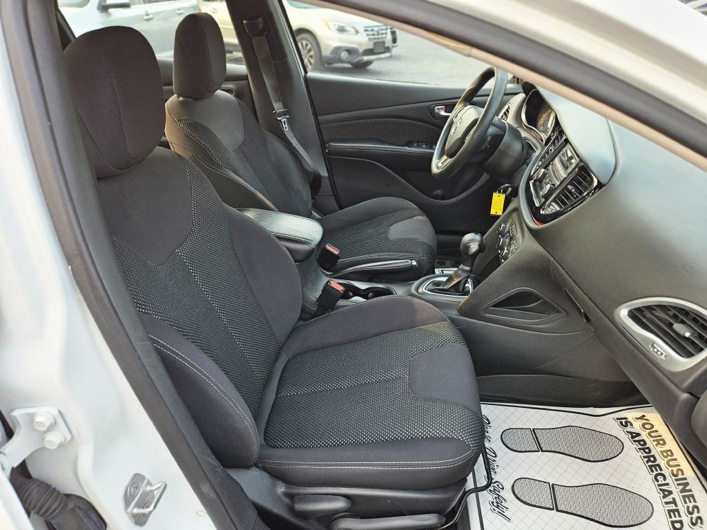 2015 Dodge Dart Image 39