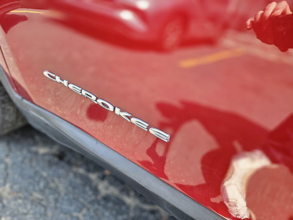 2015 Jeep Cherokee Image 15