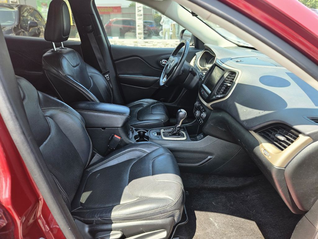 2015 Jeep Cherokee Image 29