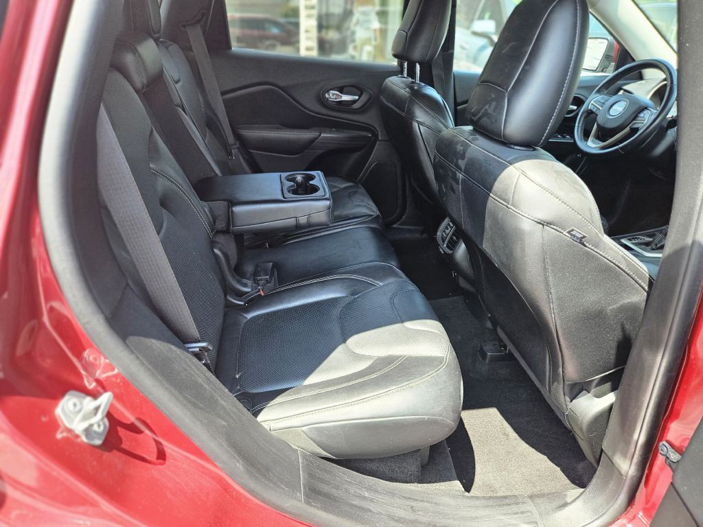 2015 Jeep Cherokee Image 33