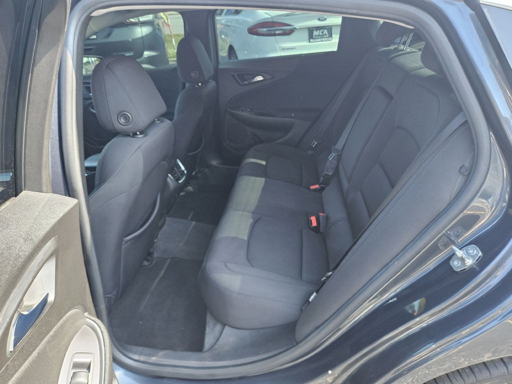 2019 Chevrolet Malibu Image 37
