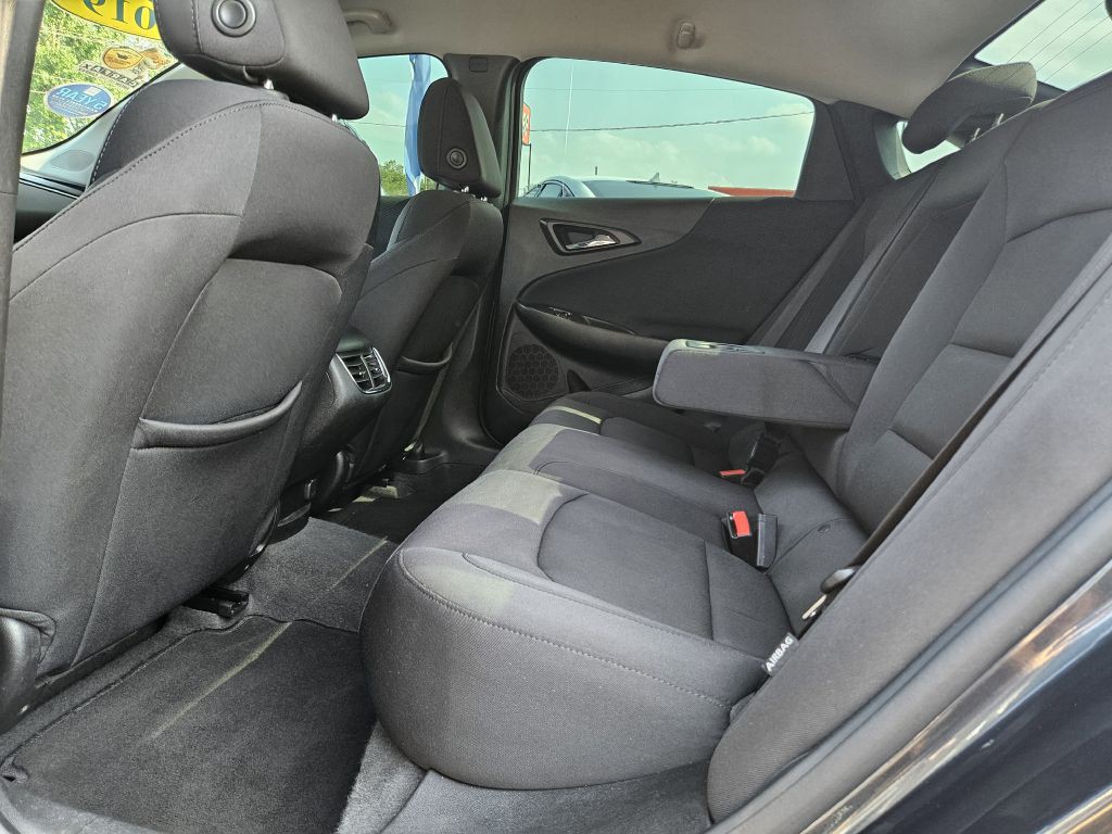 2019 Chevrolet Malibu Image 38