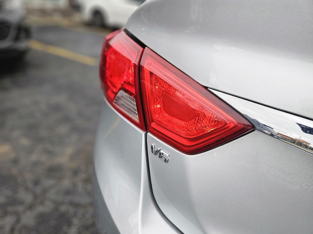 2017 Chevrolet Impala Image 10