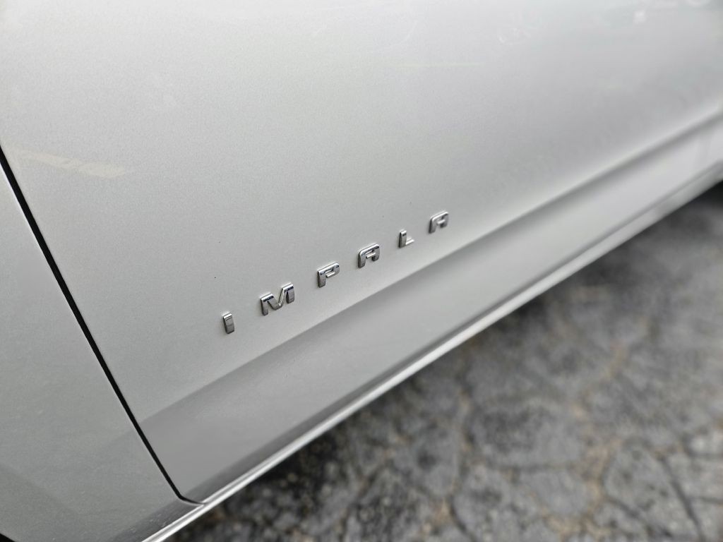 2017 Chevrolet Impala Image 21