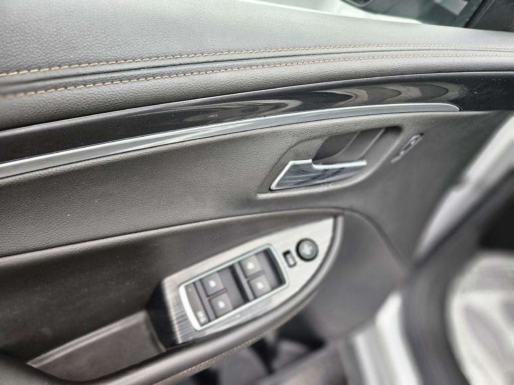 2017 Chevrolet Impala Image 23