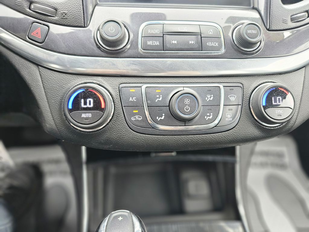 2017 Chevrolet Impala Image 32