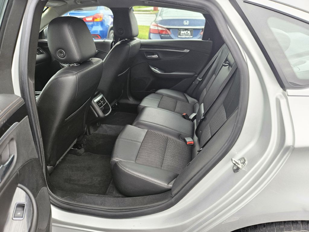 2017 Chevrolet Impala Image 35