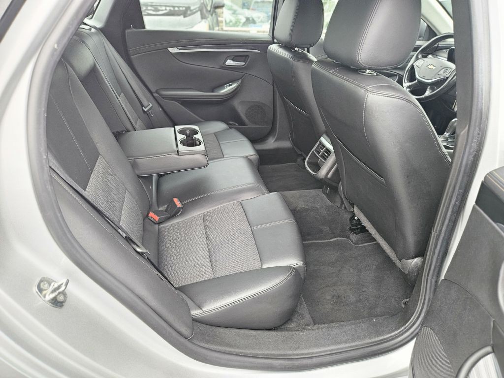 2017 Chevrolet Impala Image 44