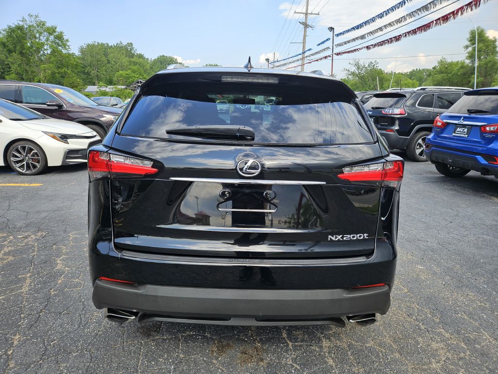 2016 Lexus NX Image 8