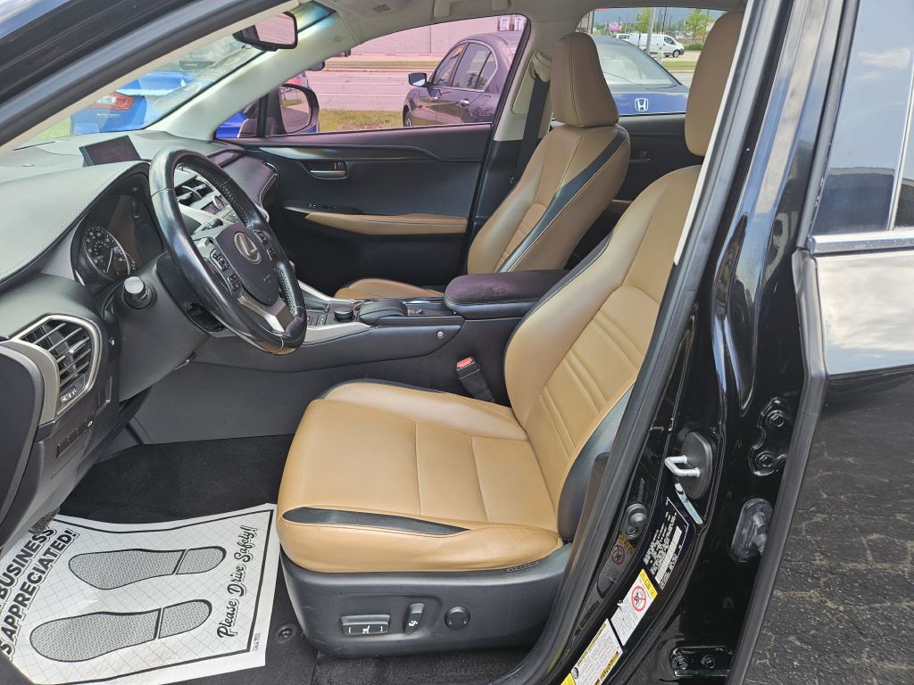 2016 Lexus NX Image 22