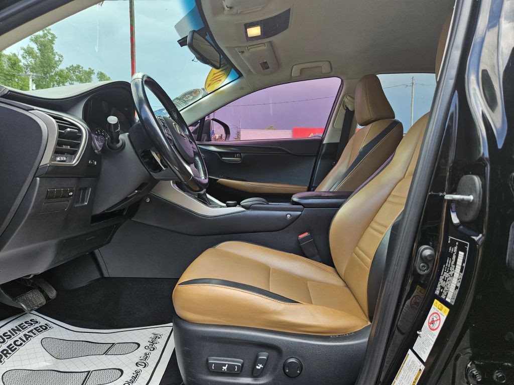 2016 Lexus NX Image 23