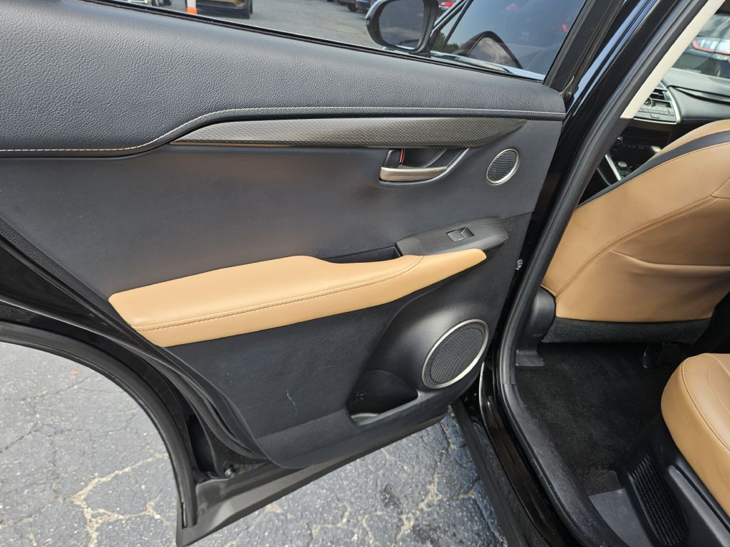 2016 Lexus NX Image 36