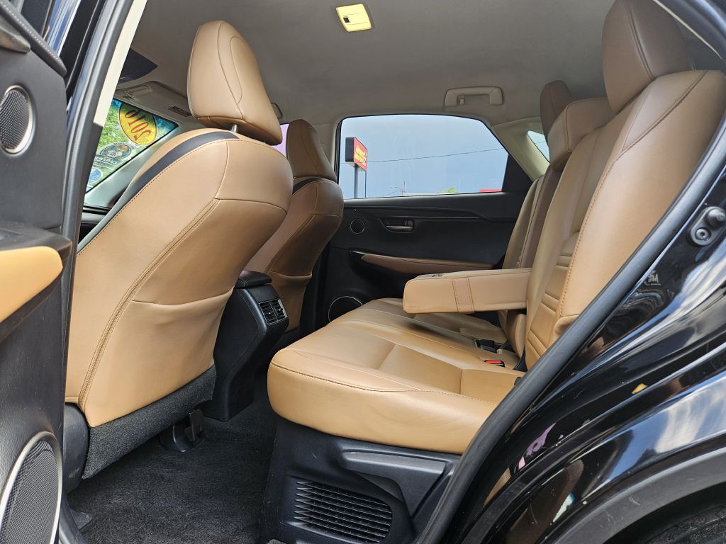 2016 Lexus NX Image 38