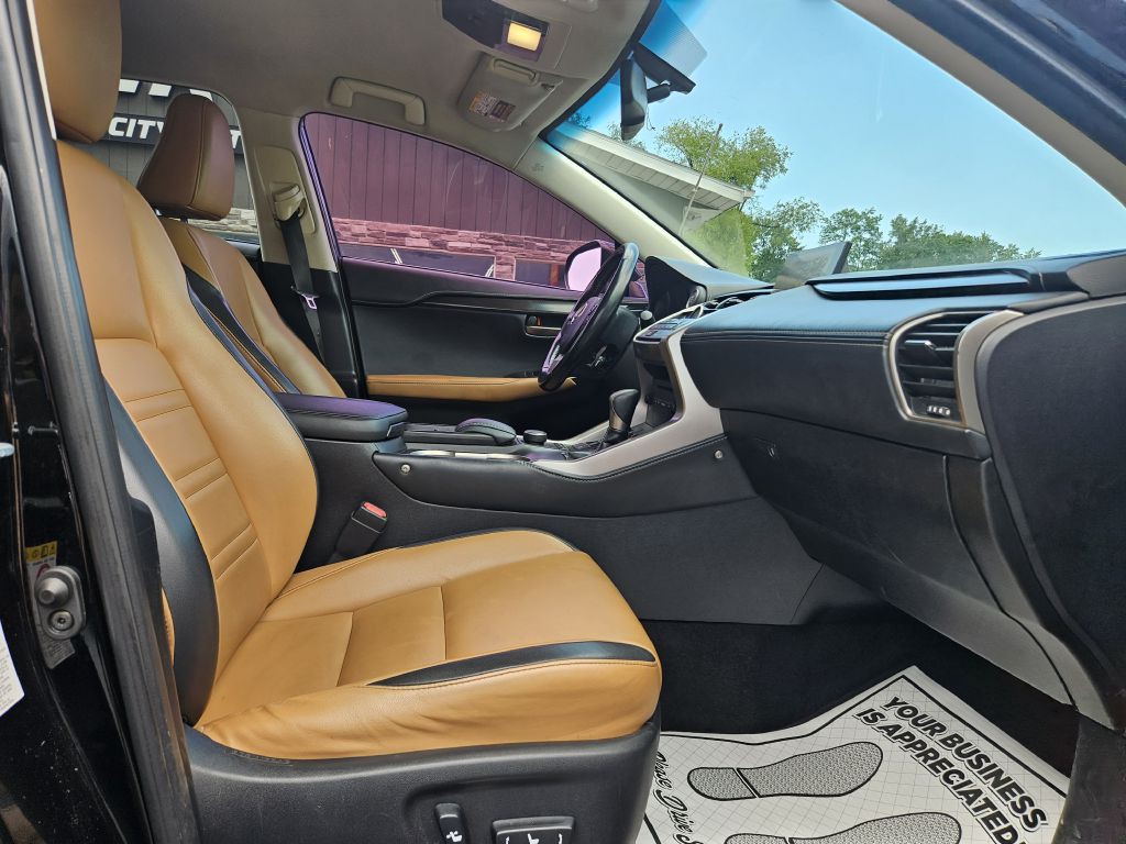 2016 Lexus NX Image 44