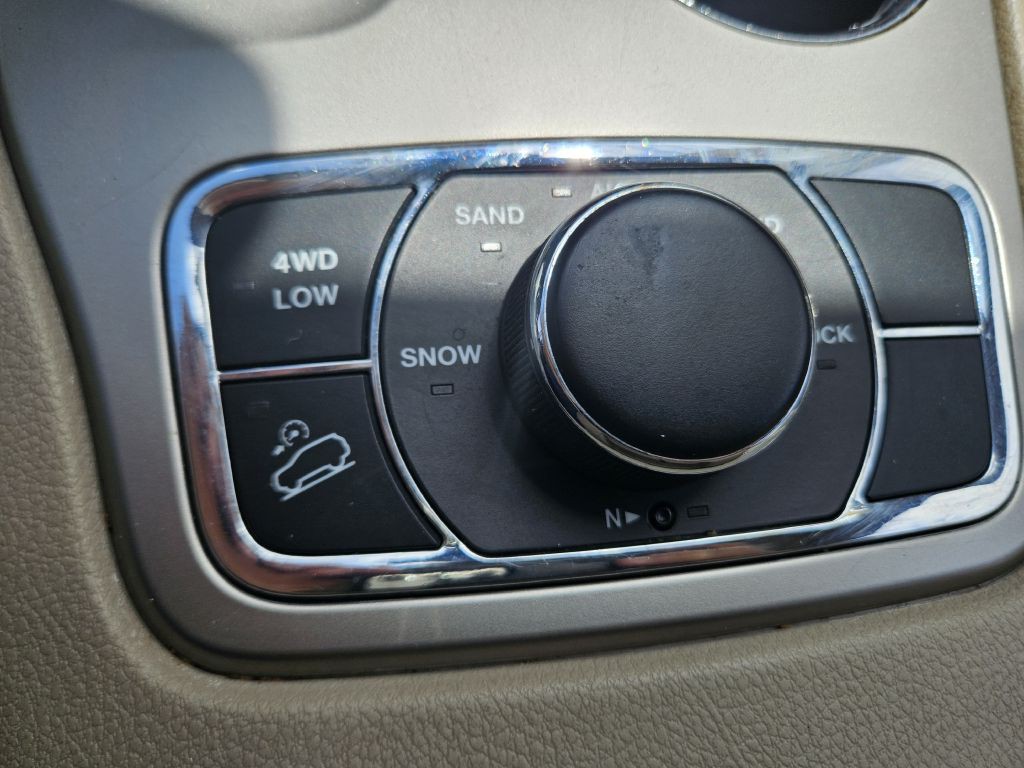 2014 Jeep Grand Cherokee Image 38
