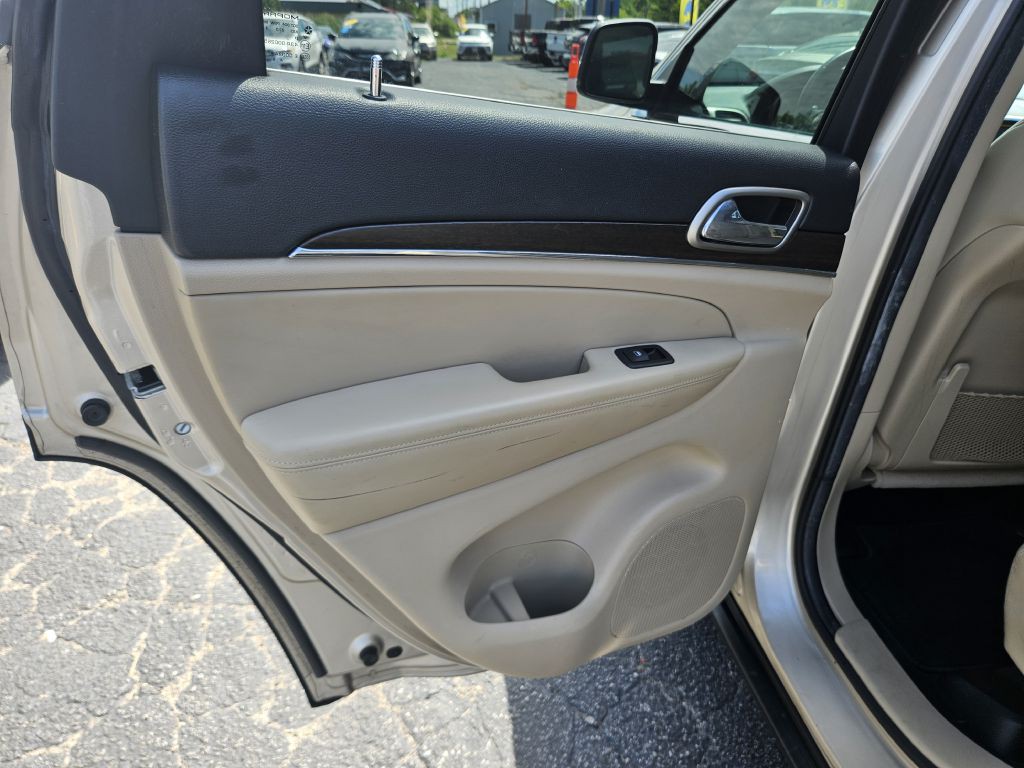 2014 Jeep Grand Cherokee Image 43