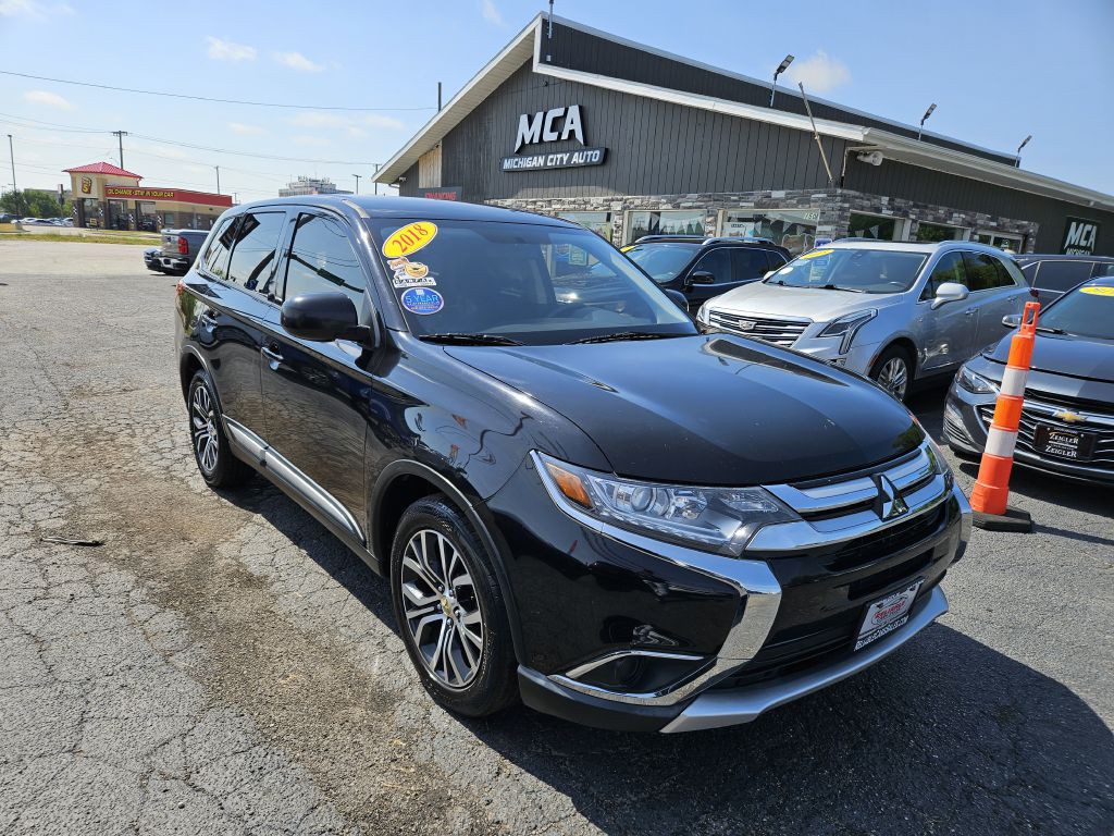 2018 Mitsubishi Outlander Image 2