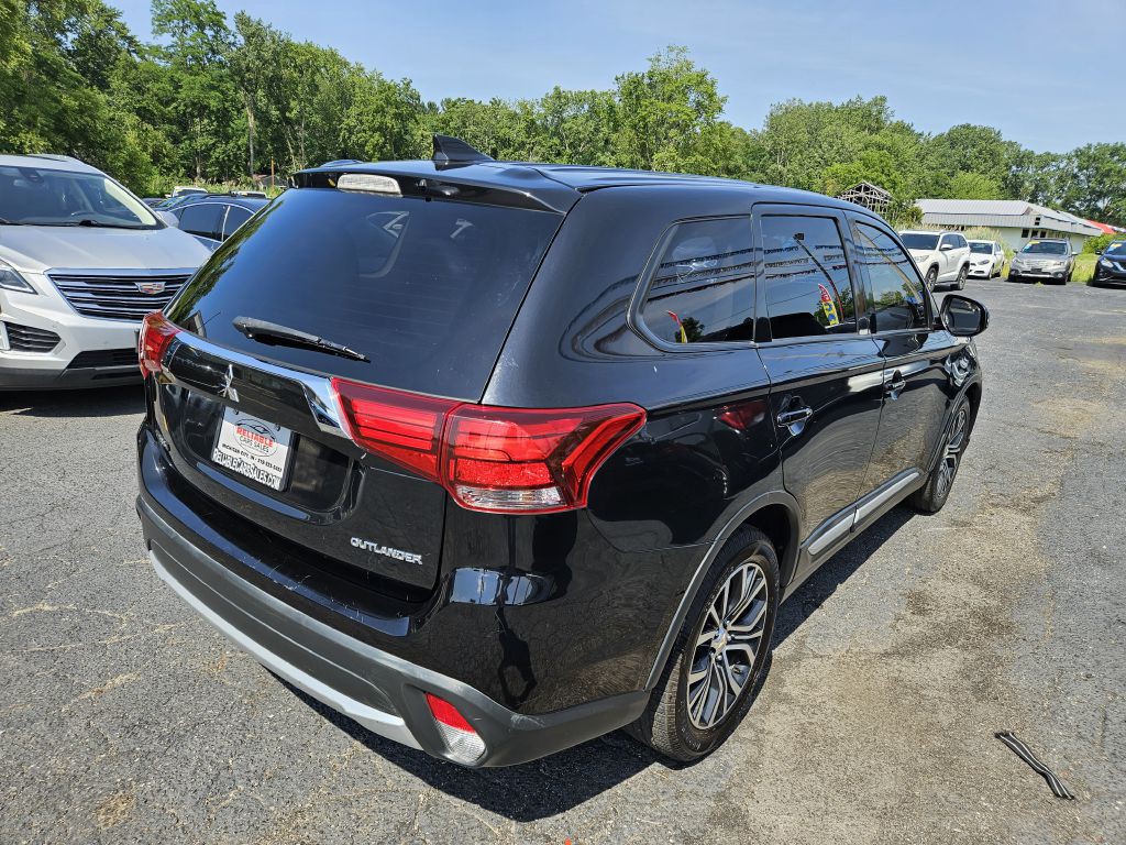 2018 Mitsubishi Outlander Image 7