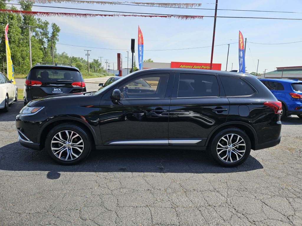 2018 Mitsubishi Outlander Image 13