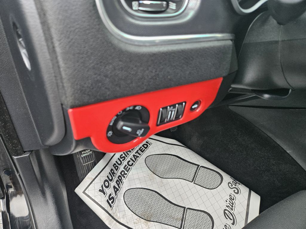 2018 Dodge Charger Image 24