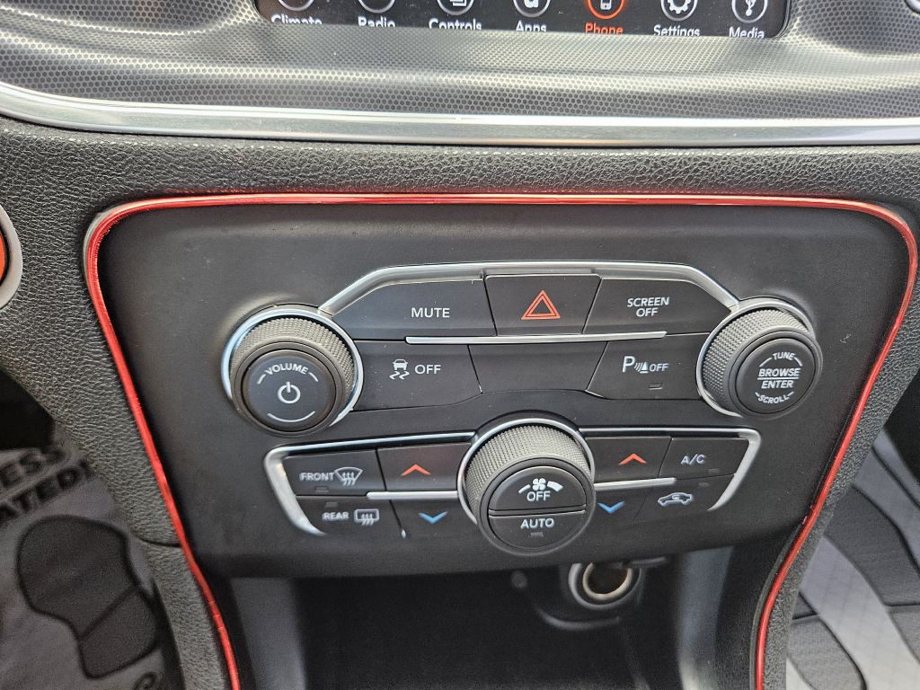 2018 Dodge Charger Image 32