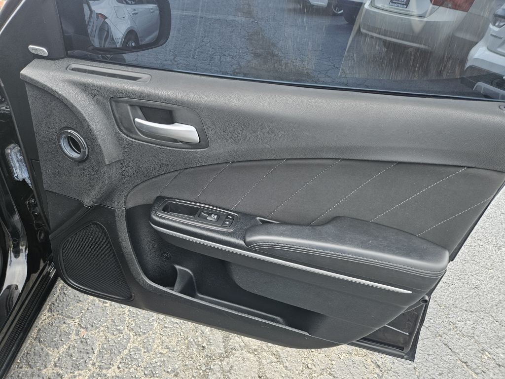 2018 Dodge Charger Image 41