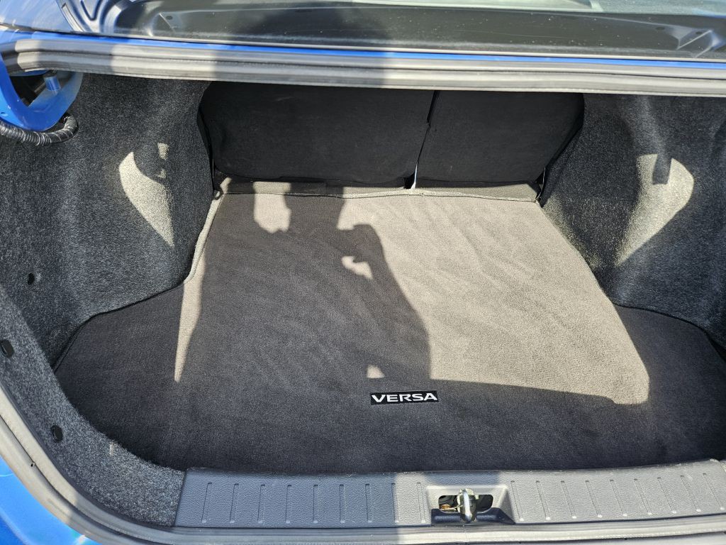 2019 Nissan Sentra Image 38