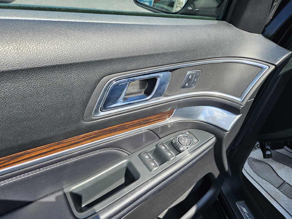 2018 Ford Explorer Image 22