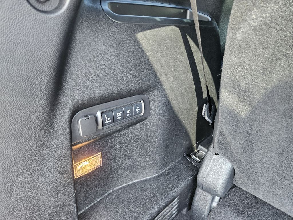 2018 Ford Explorer Image 47