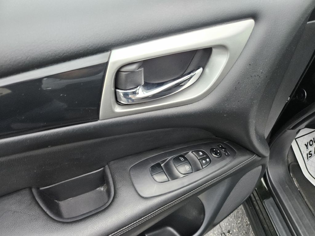 2019 Nissan Pathfinder Image 22