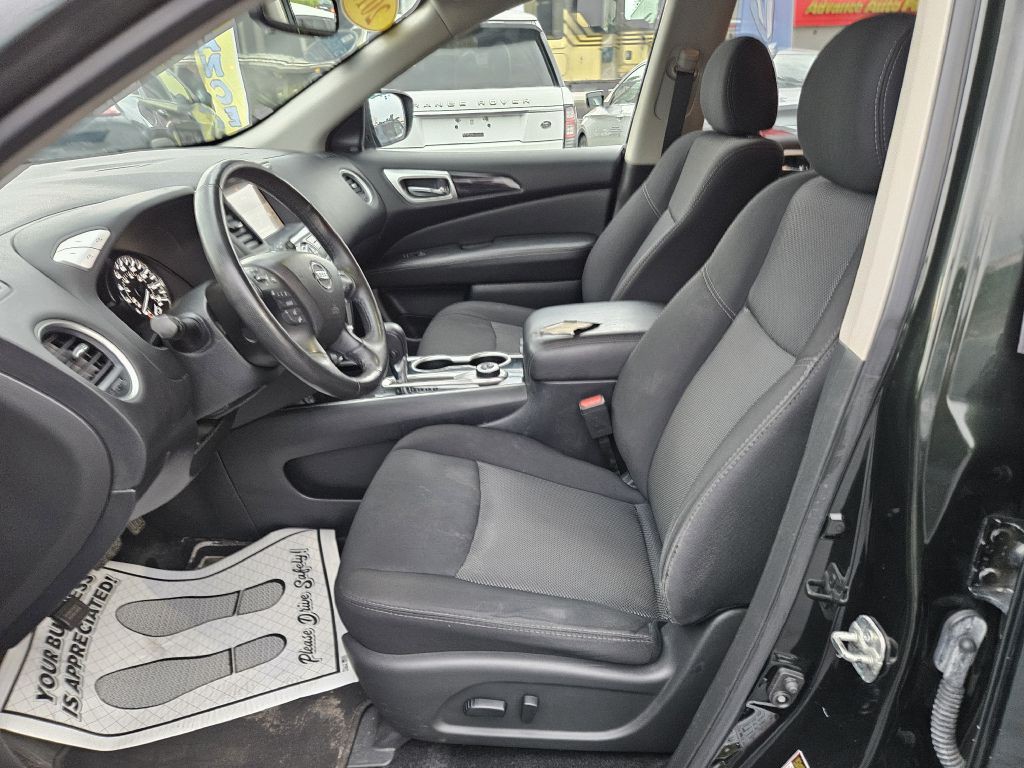 2019 Nissan Pathfinder Image 24
