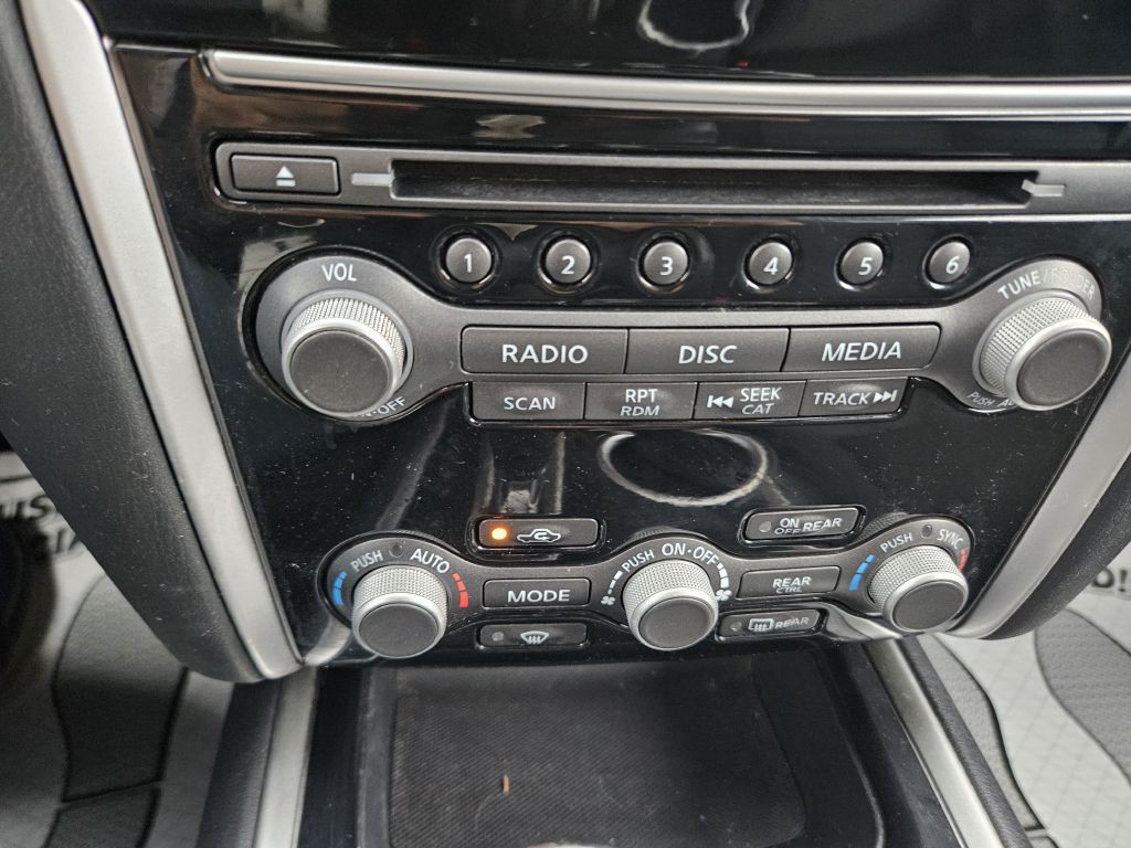 2019 Nissan Pathfinder Image 35