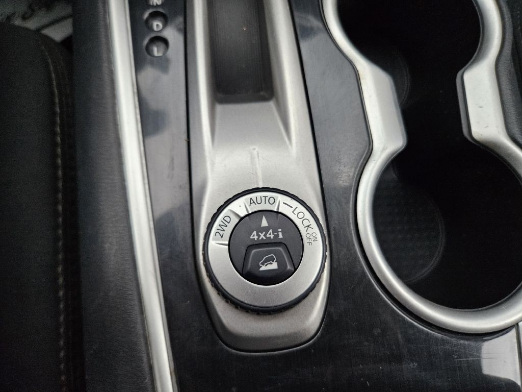 2019 Nissan Pathfinder Image 38