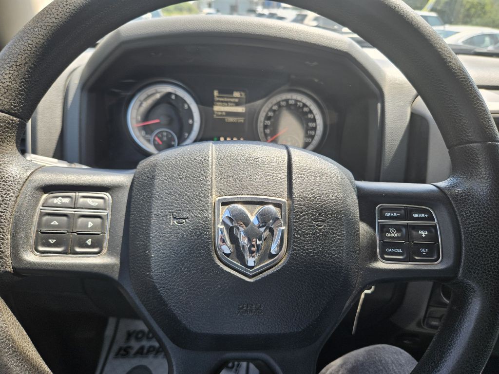 2015 RAM 1500 Image 26