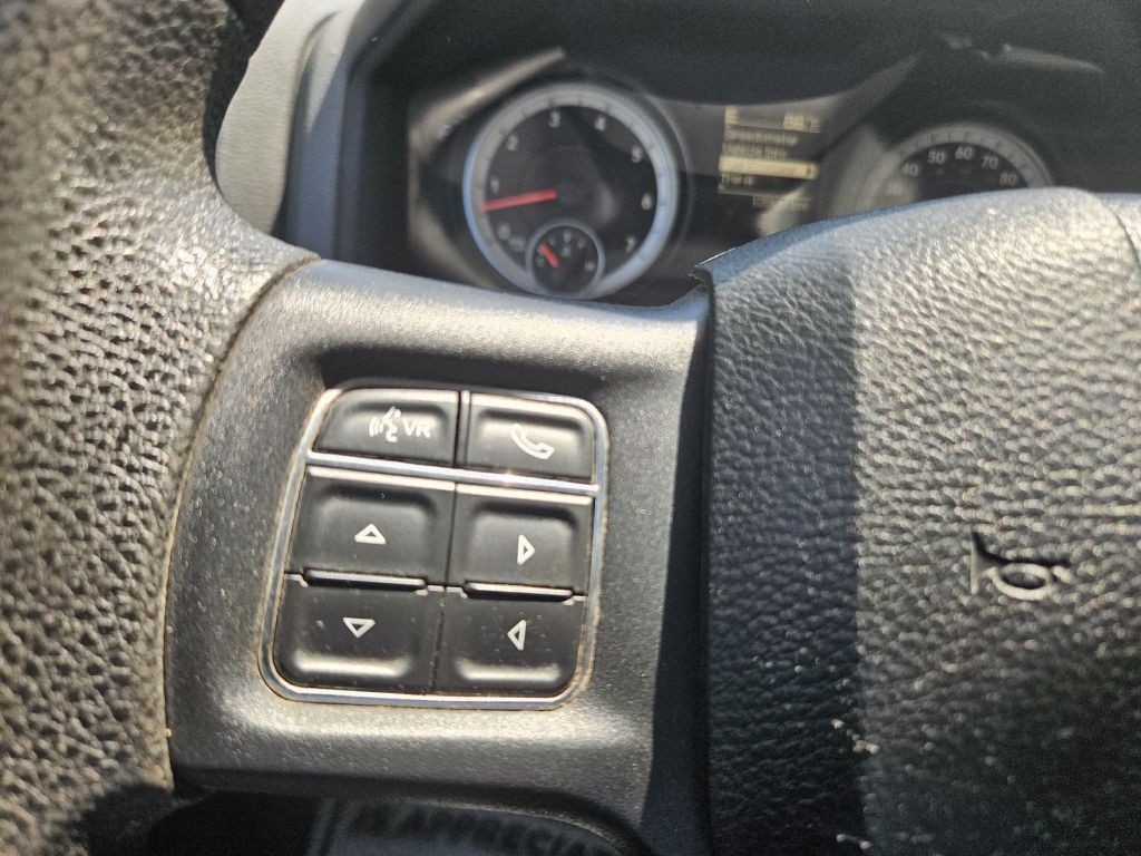 2015 RAM 1500 Image 27