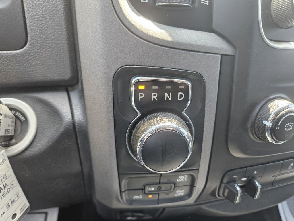 2015 RAM 1500 Image 29